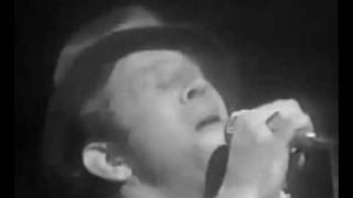 Tom Waits - Heart Attack and Vine
