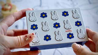 Miffy Chocolate Collection Box : Unboxing by my daughter 娘がモロゾフのミッフィーチョコレート缶を開封