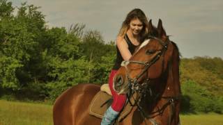 Hudba z Marsu - Som tu a žijem (Official Video) Hudba z Marsu - Som tu a žijem (Official Video)
