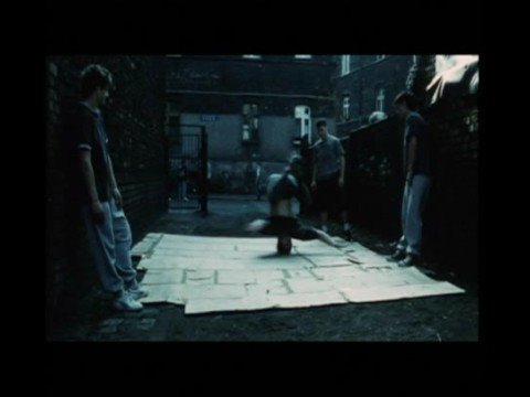 Straho ft. Śliwka Tuitam - SinuSoida