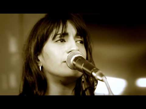 DON   No solo canta ft  Lucia Ferreira & Julio Cobelli