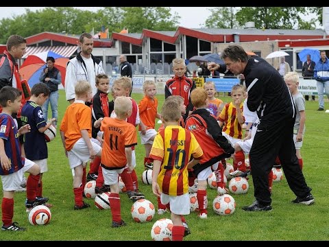Clubs slaan handen ineen voor Welpenvoetbal