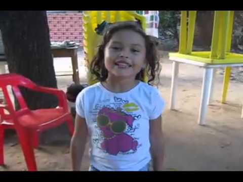 Cuando Te Ríes Con Tu Amigos Y En Casa