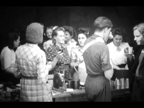 Watch French resistance or armed civilians marching in Chartres 1944-08-18 on YouTube