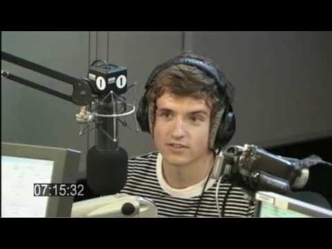 Moyles - Greg James in the studio (Web Streaming Tue 28 Jul 07:06-07:16)
