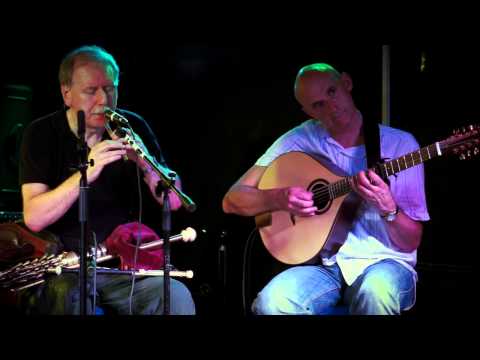The Flying Toads - The Parting Glass