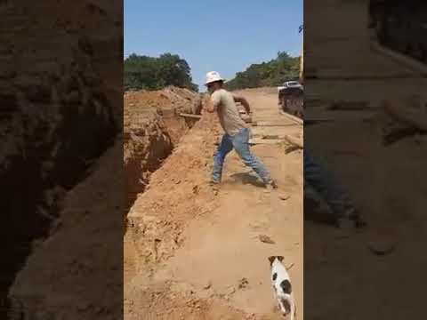 Funcionário se machuca na Obra