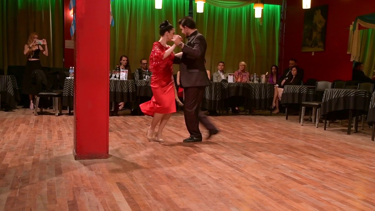 Leandro Haeder y Mara Graham en Porteño y Bailarin -2