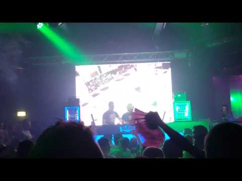 People will die @ F.Noize vs Andy The Core