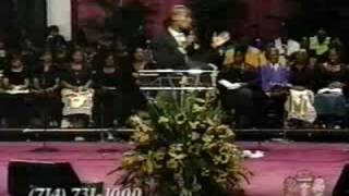 Bishop Noel Jones - Moving From Praise To Thanksgiving Pt 1