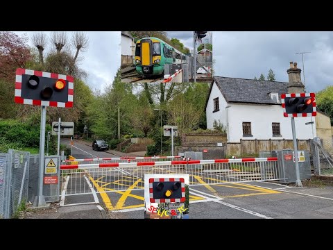 Whyteleafe South Level Crossing, Surrey