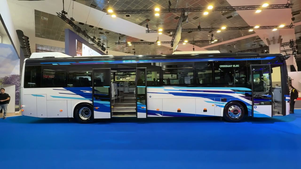 Iveco Crossway (2025) – New Generation Intercity Bus | Interior & Exterior – Busworld Europe 2025