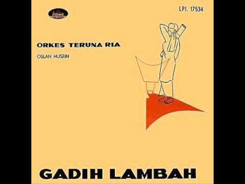Sarinande - Emmy & Orkes Teruna Ria  ( P'DHEDE CIPTAMAS ).wmv