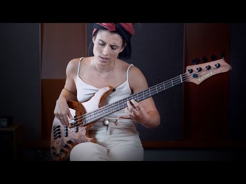 Kinga Głyk – Trying the New Ibanez Bass