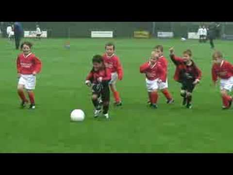 dribble garrincha fanumbi soccer. s.v. Nijmegen action