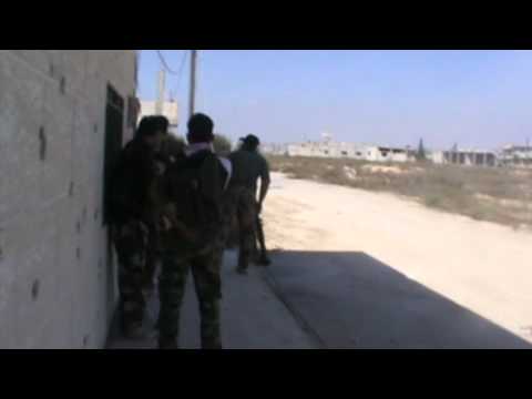 استهداف دبابة بقذيفة آر بي جي من قبل كتيبة الشهيد علاء الزهوري في القصير في ريف حمص