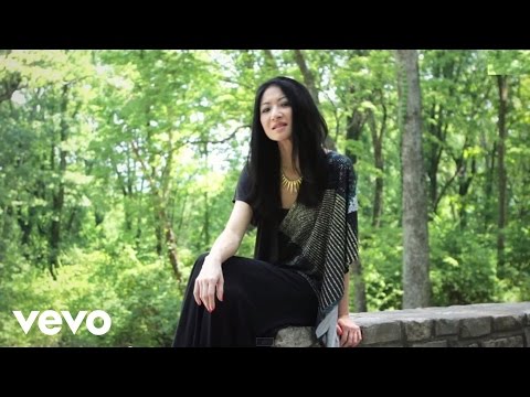 Susan Wong - Torn Between Two Lovers