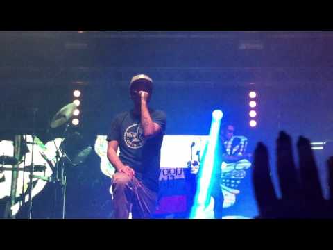 Hollywood Undead- Party By Myself ( Live Yekaterinburg 06.03.2016 )