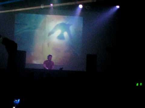 Markus Schulz @ Guv (April 2011) 2 of 6 - Ferry Corsten - Punk