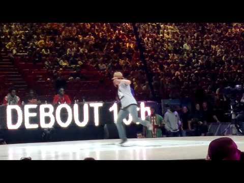 Dilladance & Niako vs. Marion & Clara Juste Debout 2011