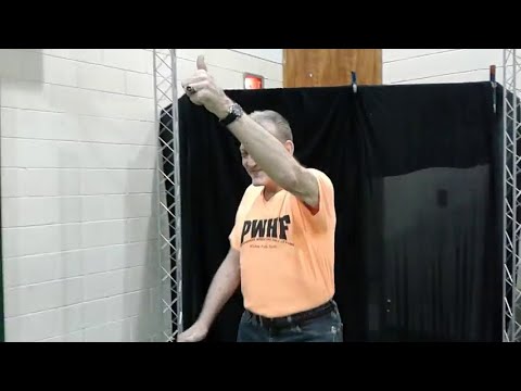 Paul Orndorff gets a standing ovation in Winnipeg - 5/5/2017 - CWE