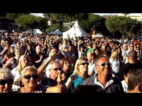 FLASH MOB FREE FLIGHT WORLD MASTER 2012 13 OCTOBRE