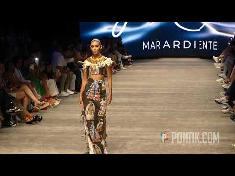 Giannina Azar Miami Swim Week 2023 Dia 1