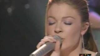 LeAnn Rimes - This Love [Live]
