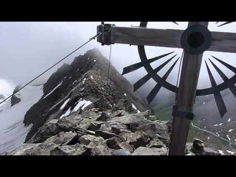 Kreuzspitze - Östliche Knotenspitze (3084m, Stubaier Alpen) - Tirol, Österreich