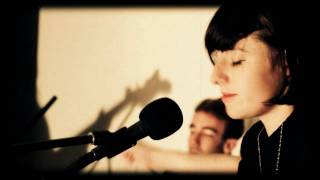 VERONICA FALLS - Starry Eyes (Roky Erickson cover - FD acoustic session)