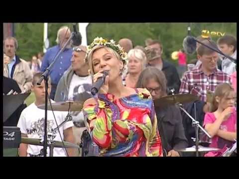 GERLI PADAR ja TARVASTU KOOR "Mängi kord veel" / SUVENAABRID 2015