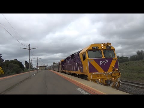 N453 Passing Corio Station