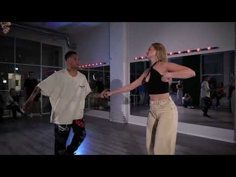 Bachata with Jeremy & Kelli / 1000 COSAS - Roman & Dama