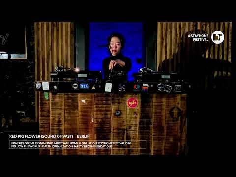 Red Pig Flower | StayHomeFestival | Berlin (Germany)