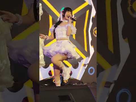 230514 (Namwhan Fancam) Sumomo - Runaway @ Aidoru Matsuri & Twave Music - Central Bangna