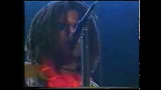 Lenny Kravitz - "Doesn't Anybody Out There Even Care?" - Classic Live