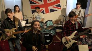 Le cul entre deux chaises