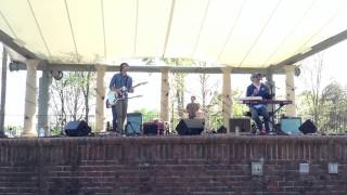 Slow Runner - Trying to Put Your Heart Back Together