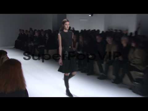 Models walk the runway at Calvin Klein Collection - Fall ...
