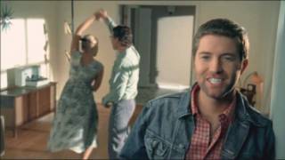 Josh Turner - Why Don't We Just Dance (Official Music Video)