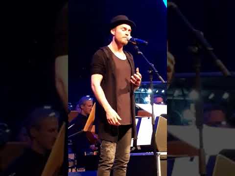 Johannes Oerding & NDR Radiophilharmonie "Zwischen Mann und Kind "