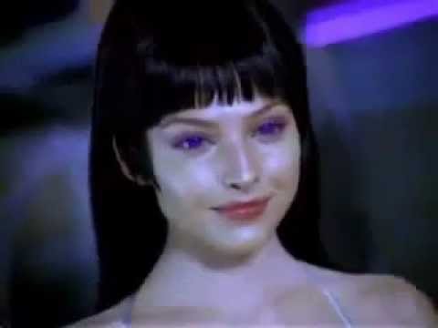Levis commercial - Spaceman (1995)