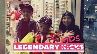 Niños Comprando Sneakers. RETAIL - Día del Niño