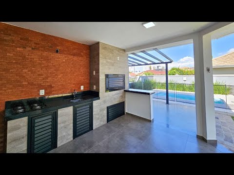 CASA COM 3 DORMITÓRIOS (1 SUÍTE), 2 VAGAS, 189M² ÁREA PRIVATIVA para venda EM JARDIM PANORÂMICO
