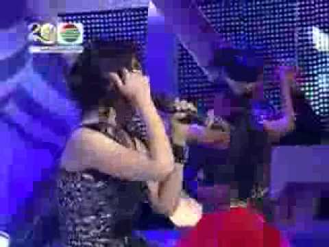 VIA VALLEN-SEMUA UNTUKMU by Hidaa