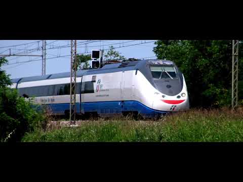 Treni in transito sulla linea lenta Milano Venezia a Brescia dopo il lockdown - giugno 2020 [4k]