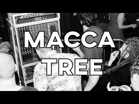 Macca Tree playing on Bloodhound Soundsystem @ Irie Echo's, Sintniklaas