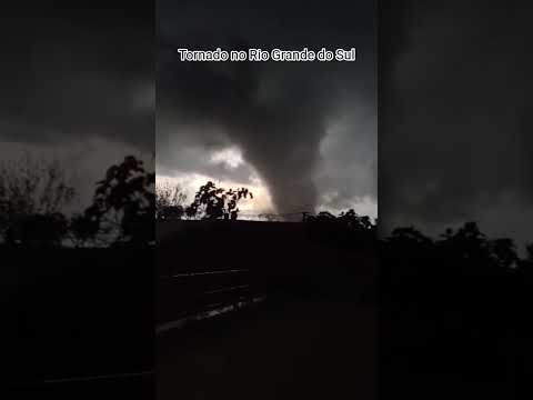 Tornado Assusta o Rio Grande do Sul