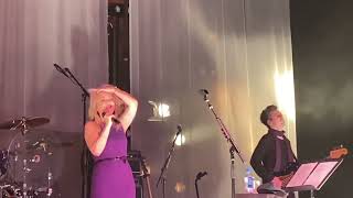 Liz Phair 11/18/23 “Go West” @ Chicago Theater