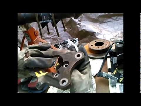 How to: Mustang SN95 Rear Disc Brakes on Ford Ranger 7.5 Axle - Part 1